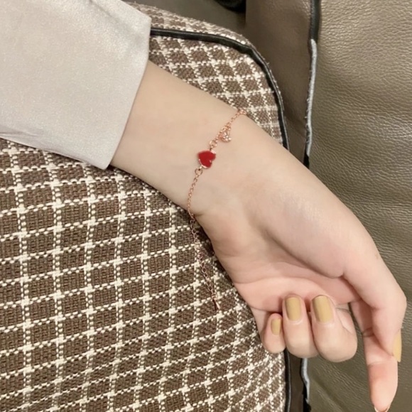 Just In❤️Adorable Red Heart RoseGold Bracelet - Picture 6 of 8
